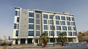 شقق ثري ستار للشقق المخدومة-الخرج - Image 4