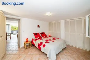 Maison charmante à Arles sur Tech avec vue sur la montagne - Image 4
