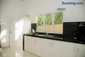 Bellis Residence Hikkaduwa - Image 1