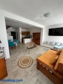 Endless Summer House - Image 3