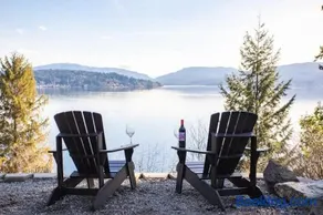 Enjoy Paradise on Lake Sammamish - Image 1
