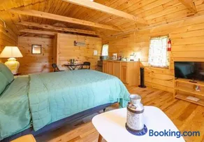 GGgs Cabin - Image 5