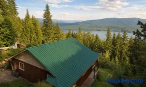 Summer escape at grandpas cabin - Image 2