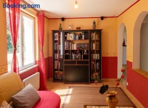 Maison spacieuse à Venansault avec jardin et terrasse - Image 4