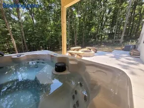 The Quana - Hot tub, fire pit, and Huge Entertainment Area - Image 3