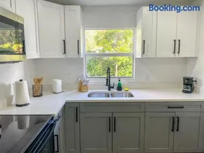New 3Bedroom 2Bathroom Private Home - Image 3