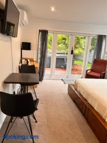 The perfect getaway for two in a large suite - Image 3