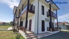 Răsărit la Vadu - Image 1