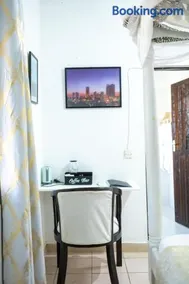 Cosy Garner Haven Watamu - Image 2