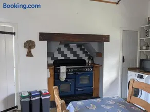 The Farmhouse - Image 4
