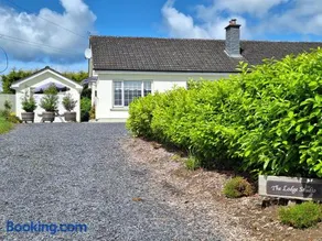 The Lodge Countryside Home - Image 1