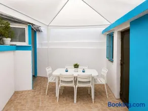 Riviera Seaside Smart Suite - Image 2