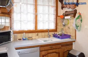 Maison de charme à Ferrières-Saint-Mary avec vue montagne - Image 3