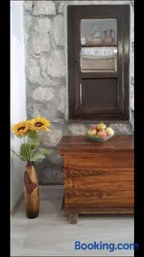 Charming House Lovro - Image 2