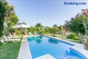 Villa Aurelia Sea views Heatable Pool - Billiard Ping-pong Fooball table - Beach & All at 500 m - Image 1