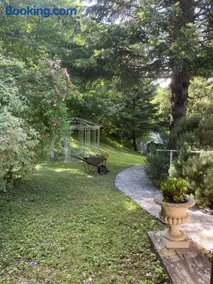 Chalet Leonard House in the Woods - Image 2