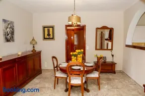 Yiouli Holiday Home - Image 2