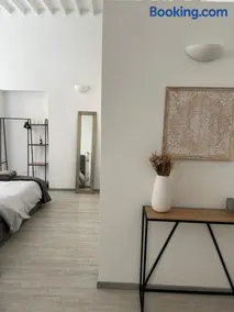 Splendido Loft Centro Storico Parma - Image 2