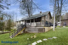 Wonderful Lakefront Gem W/ Free WiFi, Dock, Private Beach, Kayaks, Canoe & More - Image 2
