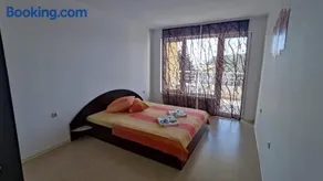 Jeni's apartment - Image 3