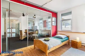 Loftwohnung 140 qm mit Parkplatz, Wlan, 2 Schlafzimmer, Terrasse , Wäscheservice - Image 2