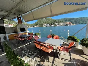 Ivan i Matej Apartments - Image 1