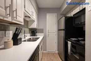 Landing Modern Apartment with Amazing Amenities (ID2207X32) - Image 3