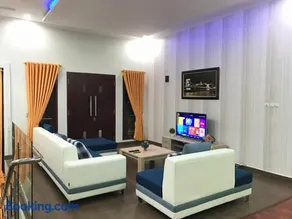 Nariska Suite Homestay Lampung - Image 2