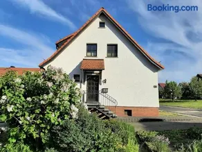 Vey'nes Ferienhaus & Vey'ne Ferienwohnung - Image 1