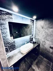 Trendy House 65 - Image 3