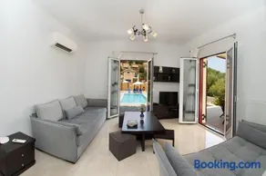 Regina Ioanna Villas - Image 4