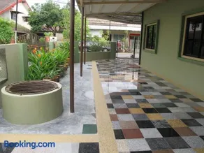 Vynn's @ Banda Kaba - Image 2