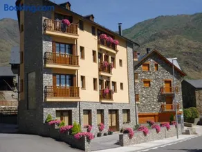 Apartaments La Bonaigua - Image 3