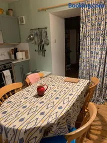 Cosy cottage flat - Image 5