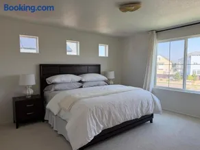 THE CALM Corner - Image 3