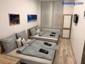 Downtown Cosy-Rooms - Image 3