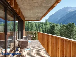Alpine Lodge Chesa al Parc - Image 2