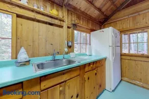 Waterfront cabin with ocean view & private dock - Image 3