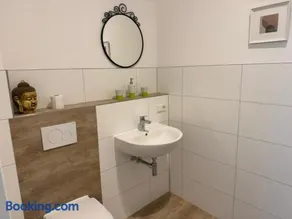 Studio Tonstrasse - Image 3