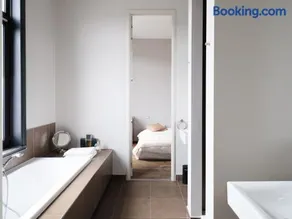 CE RESIDENCE 2 - Image 1