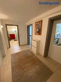 Schöne Wohnung an einer Pferdeweide - Image 3