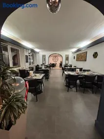 Hôtel-Restaurant Le Hauteville - Image 2