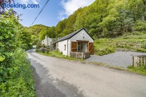 The Cottage - Image 2