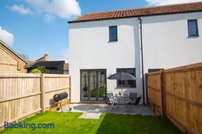 2 Bed in Heacham oc-1974 - Image 3