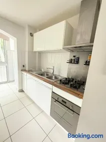 Le Tilleul F2 cosy proche centre - Image 3