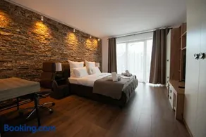 Garden Residence- oaza ta de relaxare nu doar inainte sau dupa zbor - Image 1