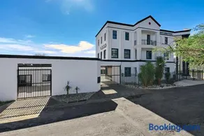 Airport Lodge Hotel - Image 4