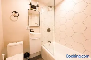 Loft Bed Studio Prudential Area - Image 3