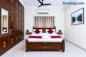 SLS Homestay - Luxury AC Service Apartments 1BHK, 2BHK, 3BHK - Direct Flyover to Alipiri Tirumala Gate - Walk to PS4 Pure Veg Restaurants, Supermarkets - Near to National Highway & Padmavathi Amma Temple - Modular Kitchen, Living room -Free Superfast Wifi - Image 2
