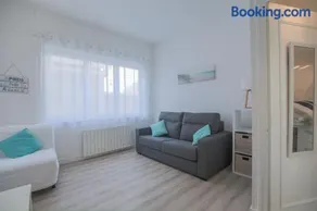 studio marine 100m plage - Image 1